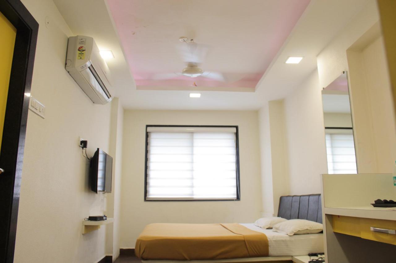 Hotel Maa Sharda Indore Exterior photo